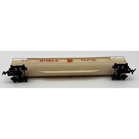 HO Scale Vintage Tyco Cream Shell TCP/2/, Triple Dome 62' Tank Car  - UTLX 99939 - Picture 4 of 4